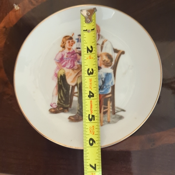 Norman Rockwell The Toymaker Vtg. 1982 Museum Mug Tea Cup/Saucer Set Christmas - Picture 9 of 10